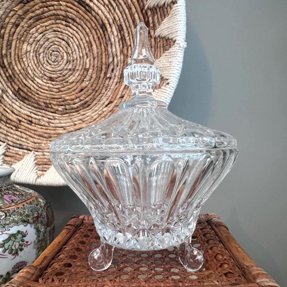 Vintage Crystal Footed Vanity Jar with Finial Lid - Diamond Cut Compote Decor